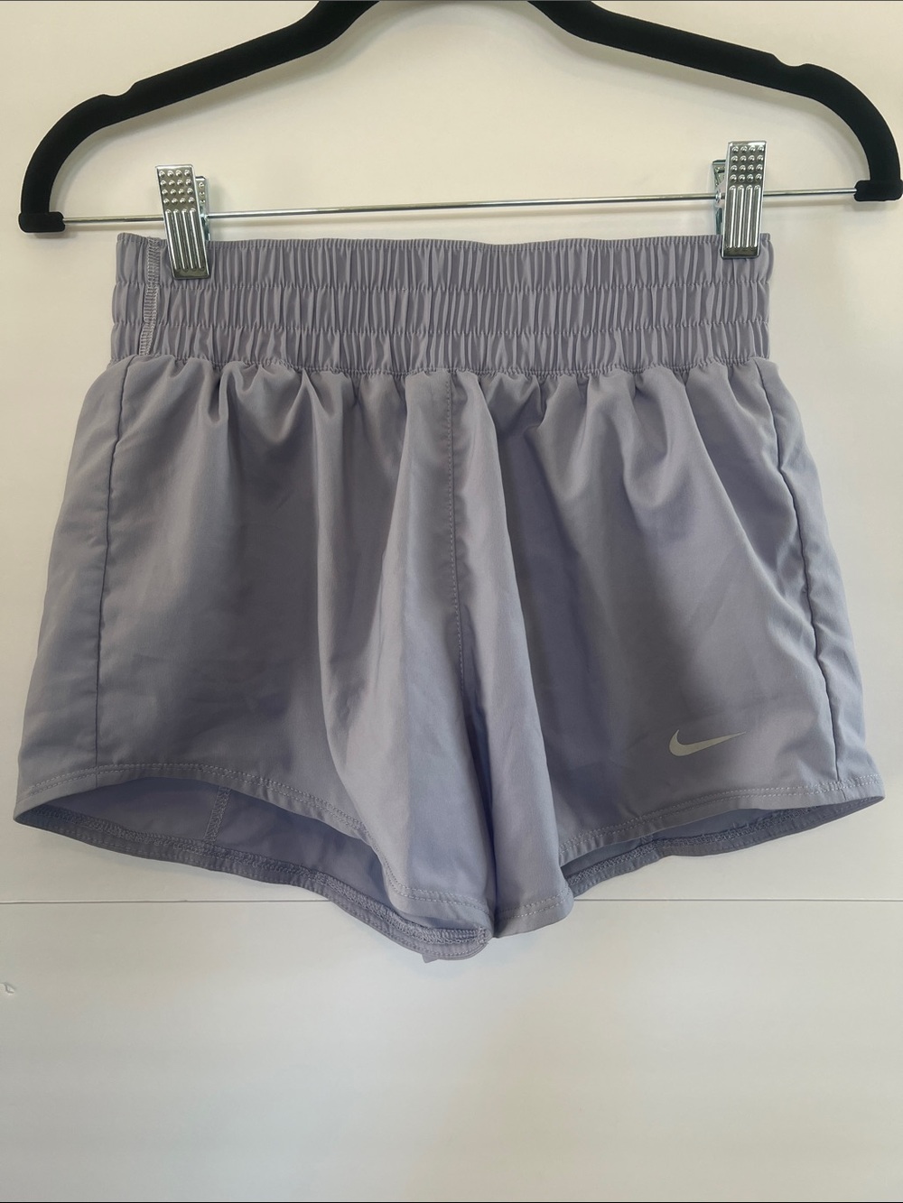 Nike Women’s Light Lavender Athletic Shorts, XS, Dri-Fit, 2.5"